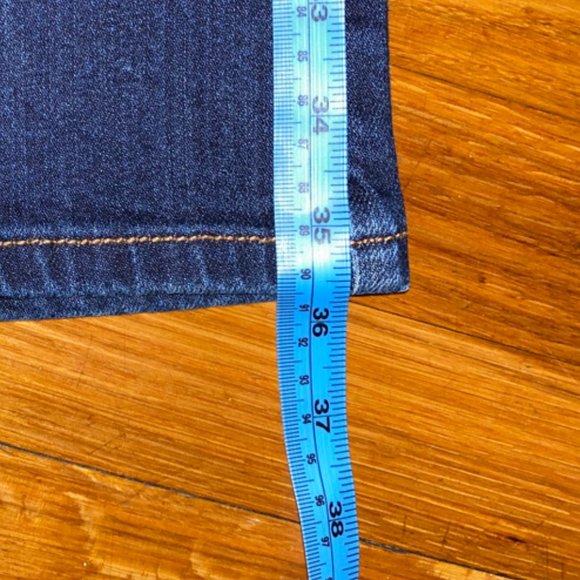 LAST CHANCE - American Eagle Favorite Boyfriend Jean Size 2 - Picture 8 of 8